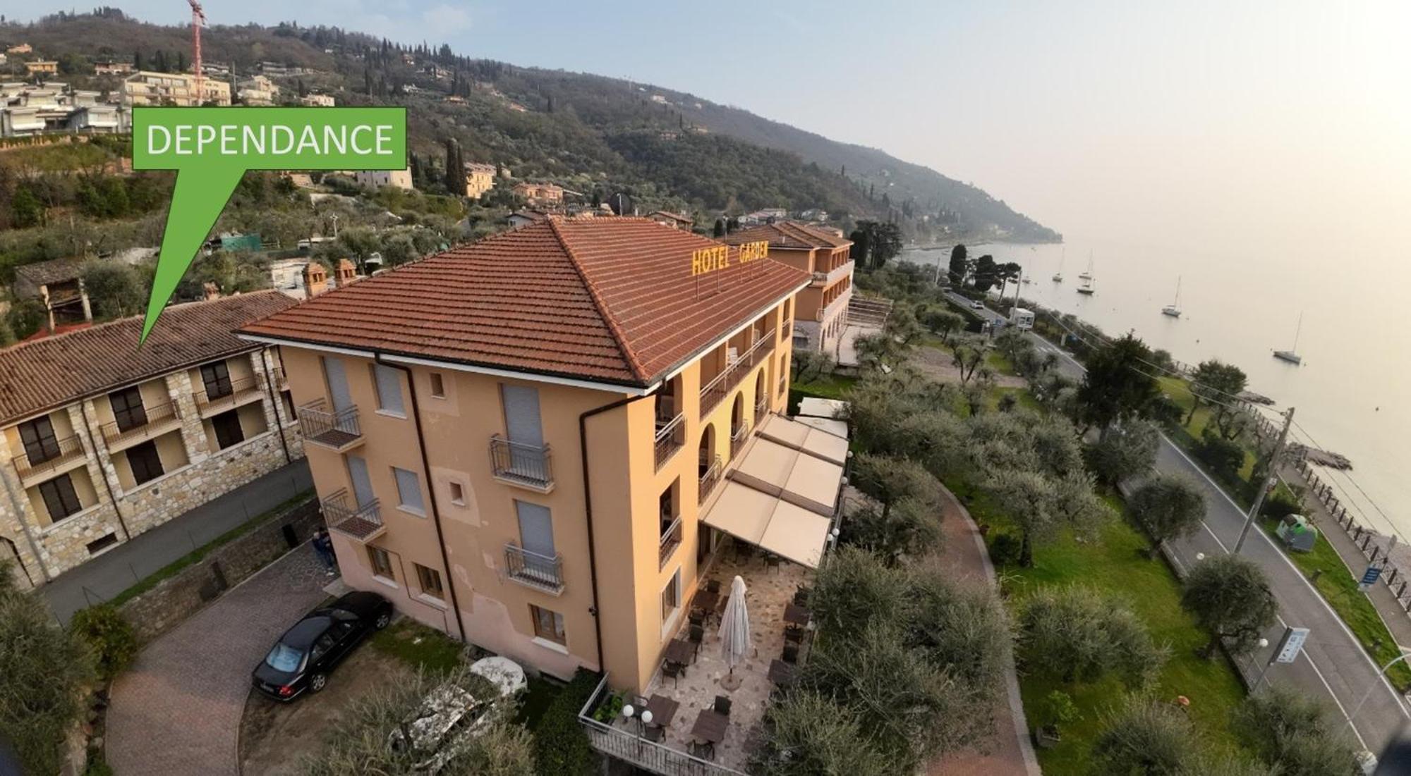 Hotel Garden Torri Del Benaco Bagian luar foto
